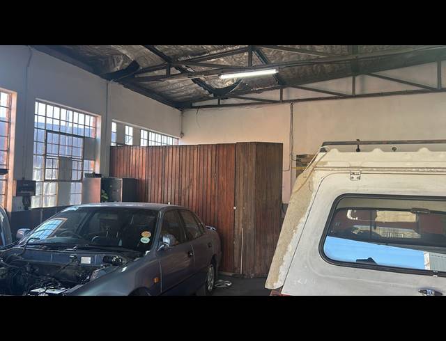 653M² BUILDING FOR SALE IN BRAKPAN CENTRAL